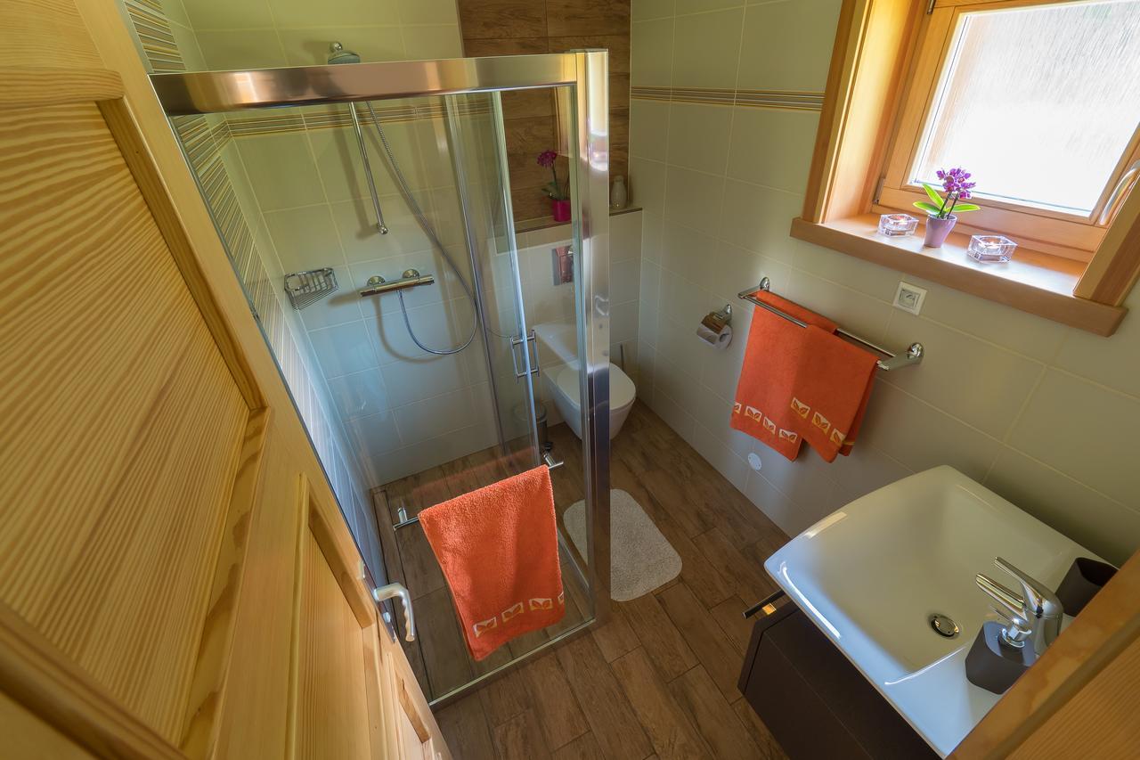 House Kongen Apartman Deménvölgy